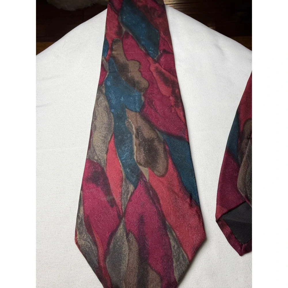 Croft & Barrow Mens Abstract Print Silk Blend Necktie Burgundy Teal‎ Brown
